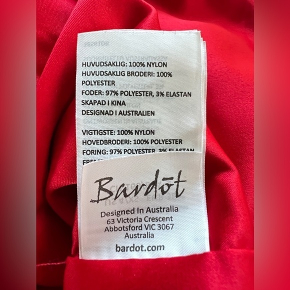 Bardot Red Lace Overlay Dress Size 4 - Picture 10 of 13